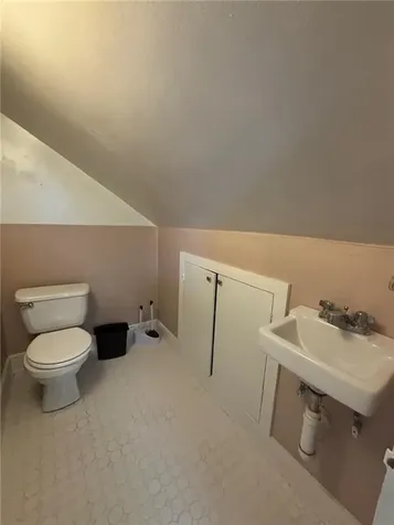 712 Hope Street Bristol RI 02809