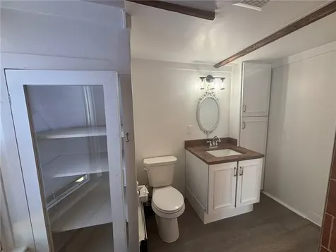 712 Hope Street Bristol RI 02809