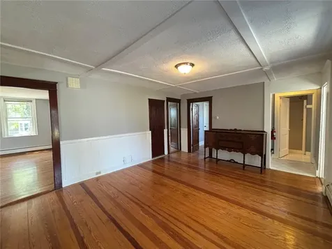 712 Hope Street Bristol RI 02809