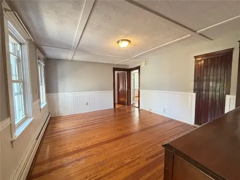 712 Hope Street Bristol RI 02809