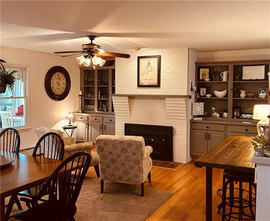 9 Mystic Avenue East Providence RI 02915