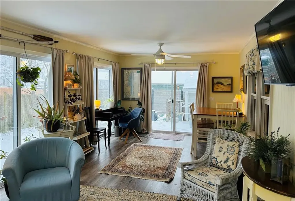 9 Mystic Avenue East Providence RI 02915