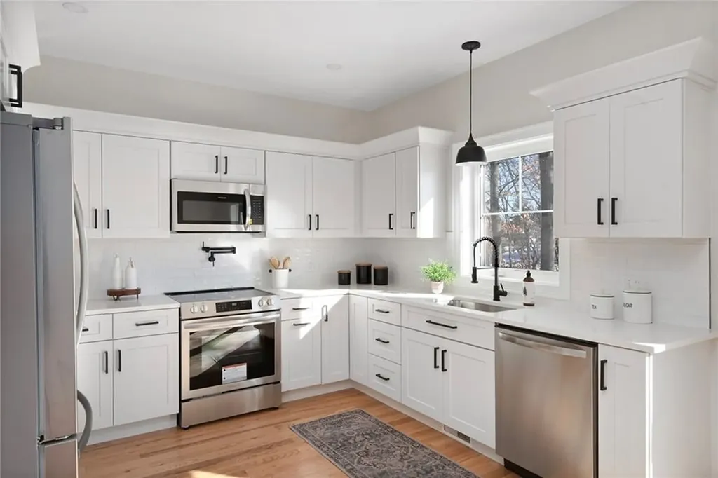 183 Midwood Street Cranston RI 02910