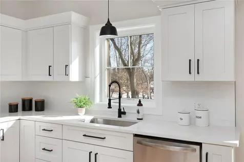 183 Midwood Street Cranston RI 02910