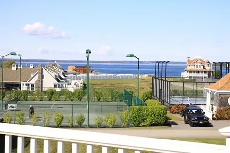 4 Wimbeldon Circle Portsmouth RI 02871