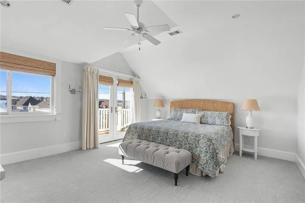 140 Tuckerman Avenue Middletown RI 02842