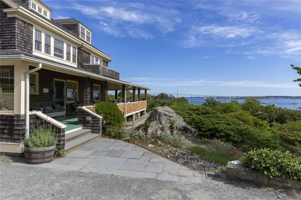 28 Newport Street Jamestown RI 02835