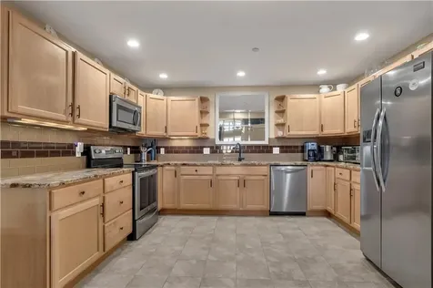 1 Tupperware Drive North Smithfield RI 02896