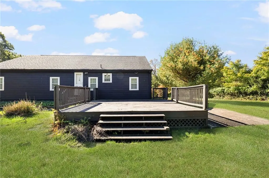 159 Ten Rod Road North Kingstown RI 02852