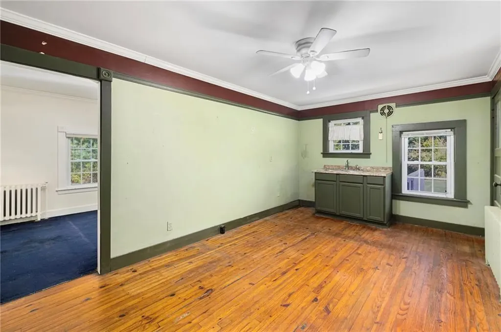 159 Ten Rod Road North Kingstown RI 02852