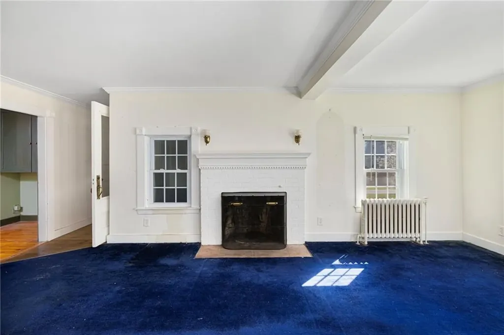 159 Ten Rod Road North Kingstown RI 02852