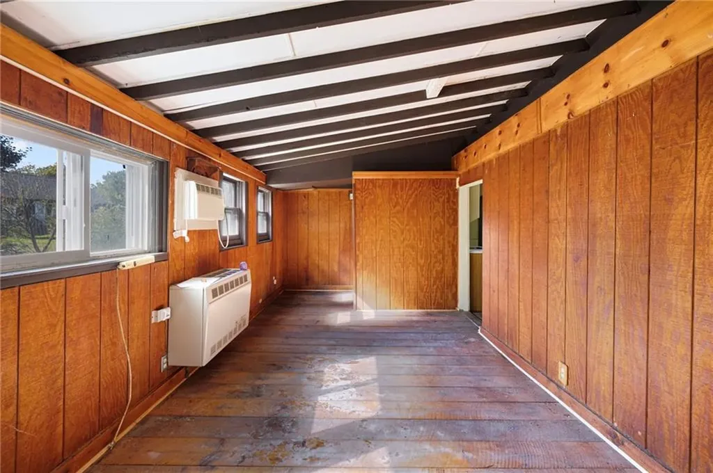 159 Ten Rod Road North Kingstown RI 02852