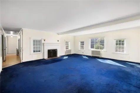 159 Ten Rod Road North Kingstown RI 02852