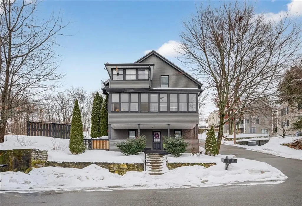 106 Bouvier Avenue Lincoln RI 02838