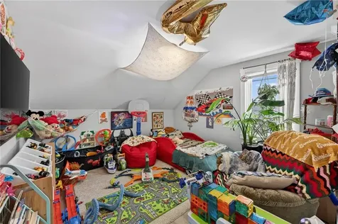 106 Bouvier Avenue Lincoln RI 02838