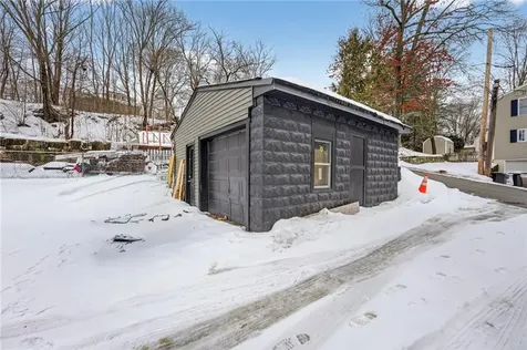 106 Bouvier Avenue Lincoln RI 02838