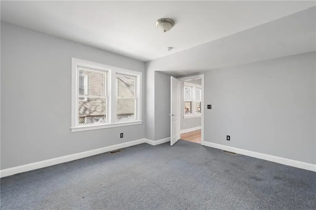 172 Camden Avenue Providence RI 02908