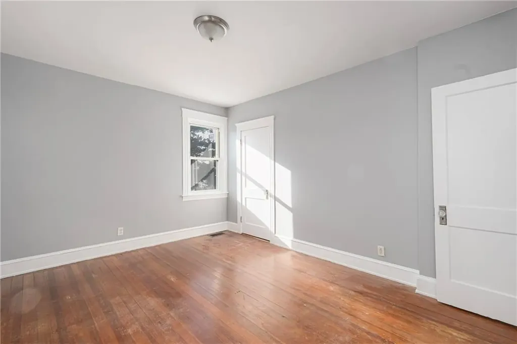 172 Camden Avenue Providence RI 02908