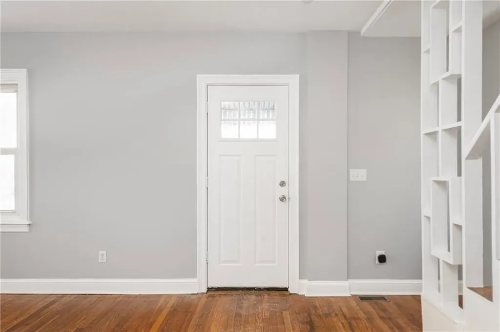 172 Camden Avenue Providence RI 02908