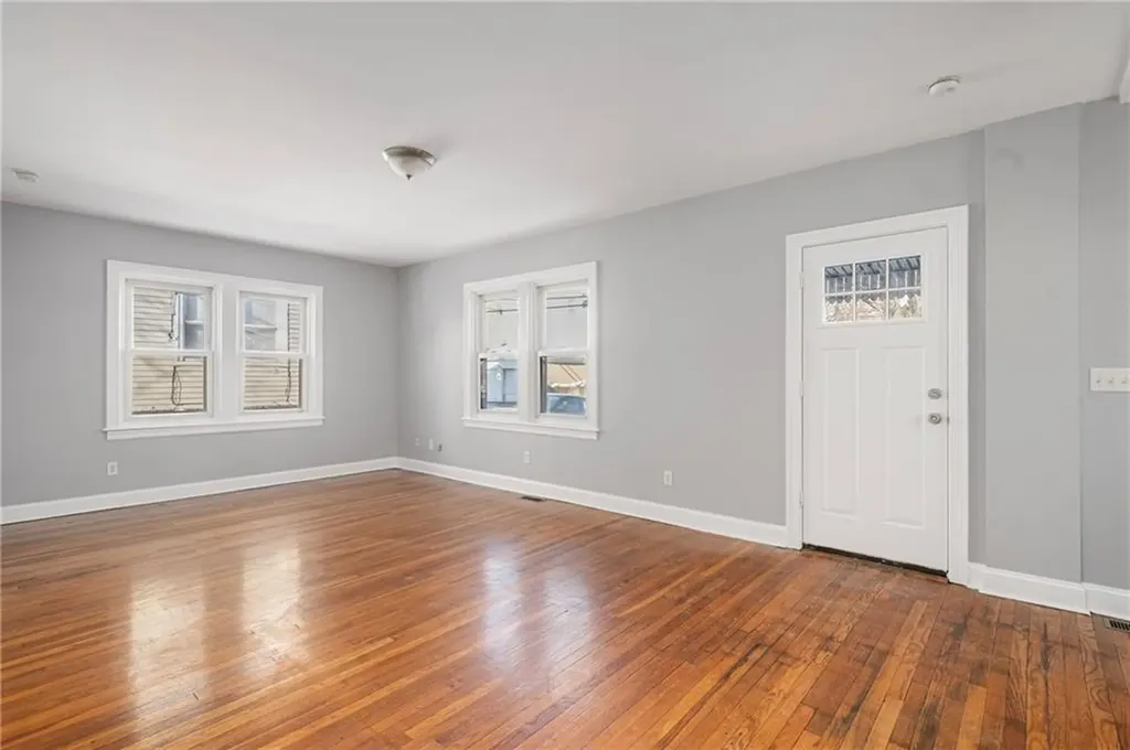 172 Camden Avenue Providence RI 02908