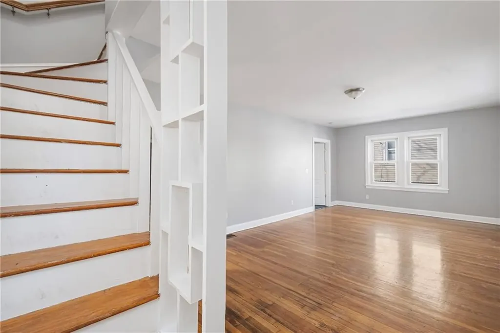 172 Camden Avenue Providence RI 02908