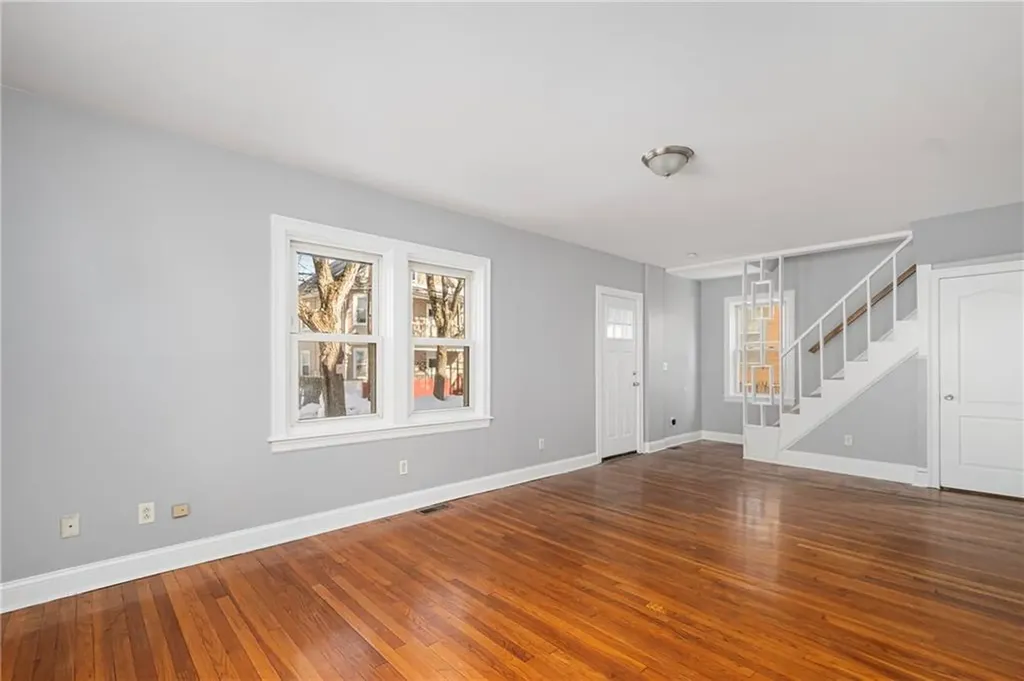 172 Camden Avenue Providence RI 02908