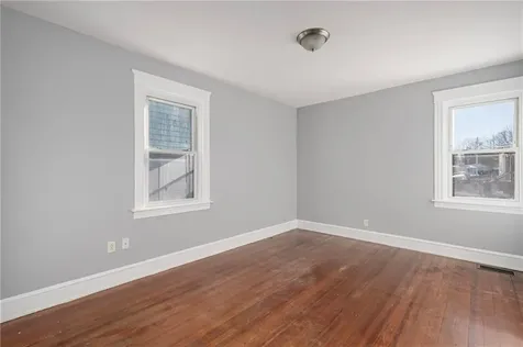 172 Camden Avenue Providence RI 02908