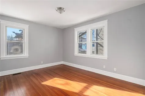 172 Camden Avenue Providence RI 02908