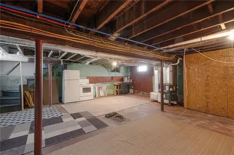 172 Camden Avenue Providence RI 02908