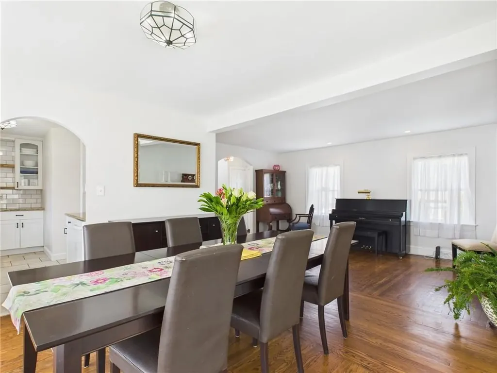 135 Cypress Street Providence RI 02906