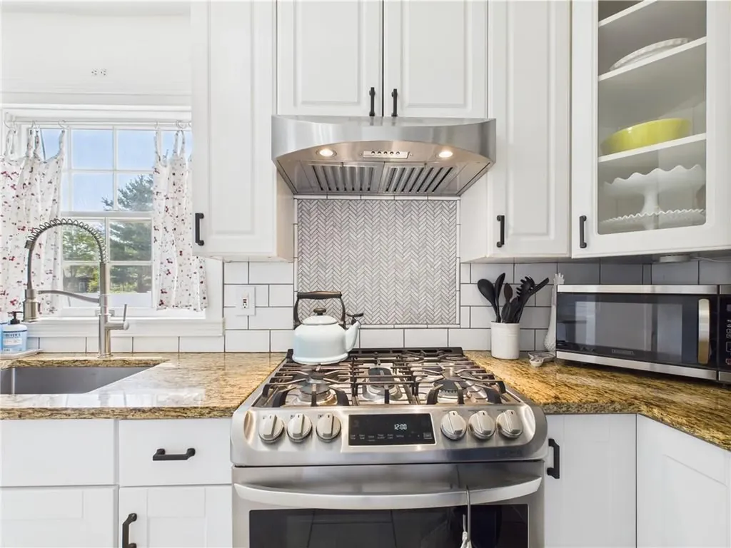 135 Cypress Street Providence RI 02906