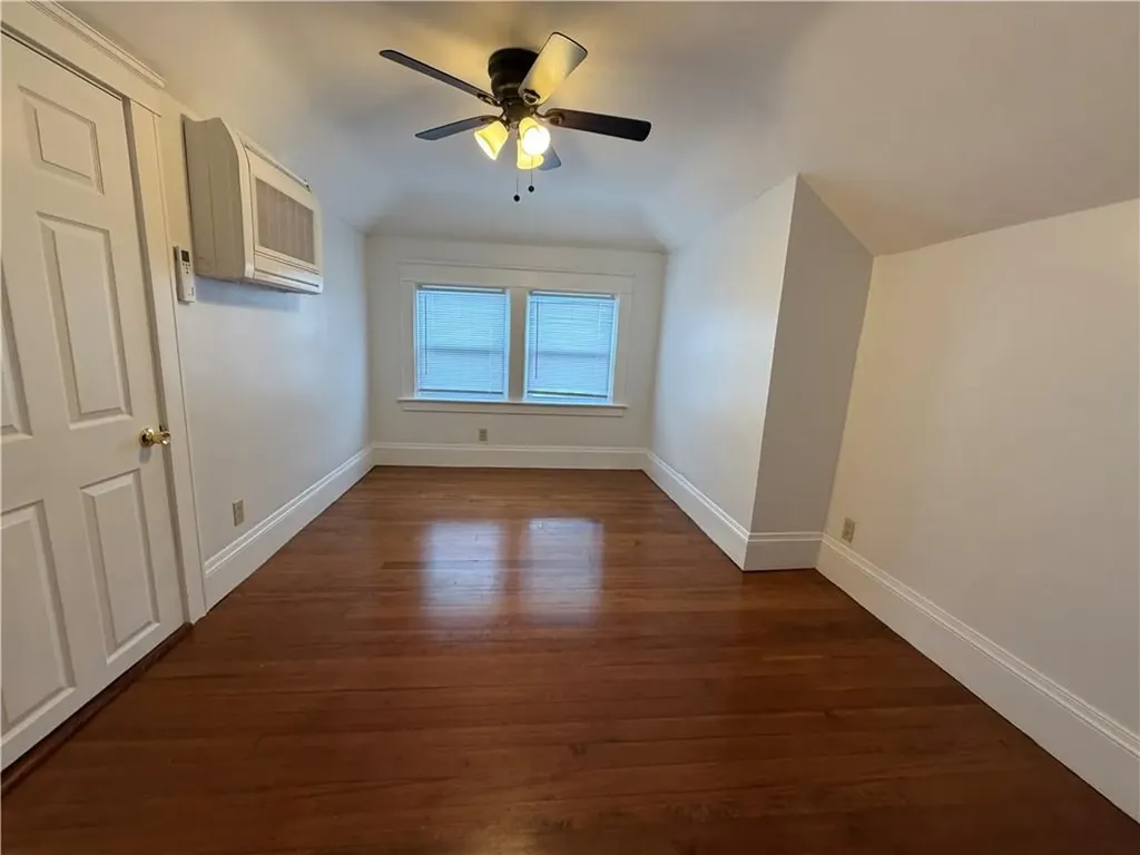 87 Bentley Street East Providence RI 02914