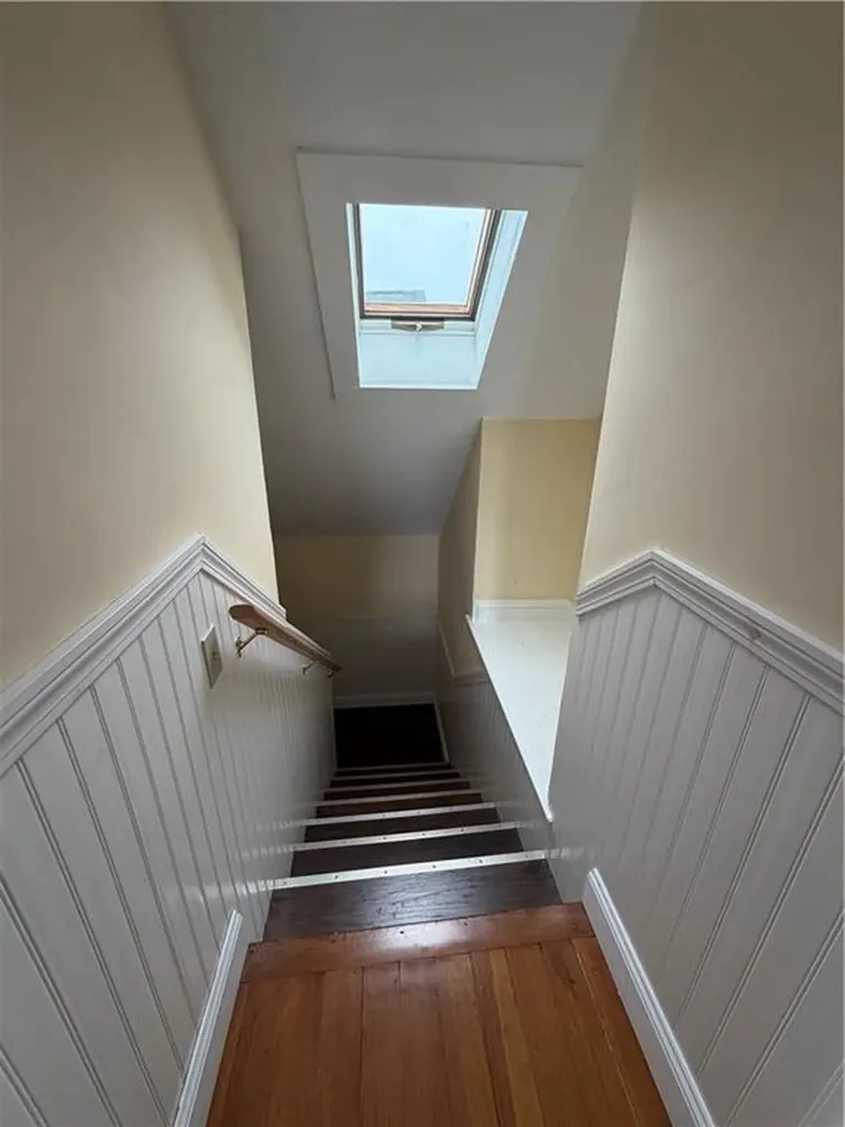 87 Bentley Street East Providence RI 02914