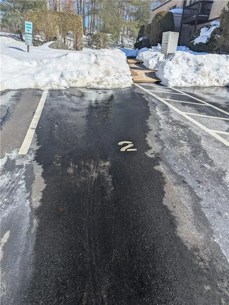 15 Apple Valley Parkway Smithfield RI 02828