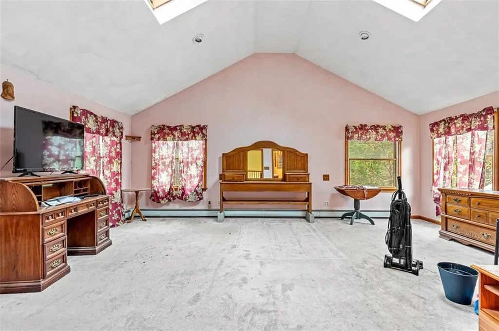 101 Cobble Hill Road Lincoln RI 02865