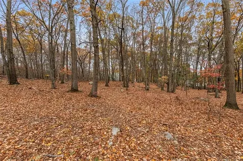 101 Cobble Hill Road Lincoln RI 02865