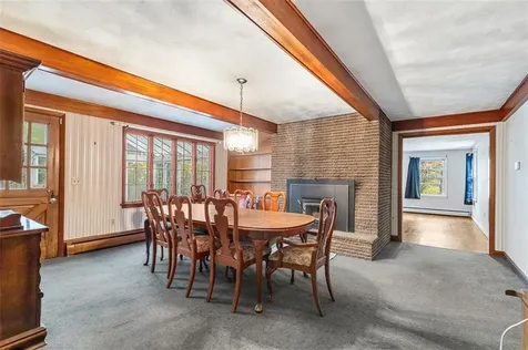 101 Cobble Hill Road Lincoln RI 02865