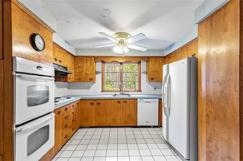 101 Cobble Hill Road Lincoln RI 02865