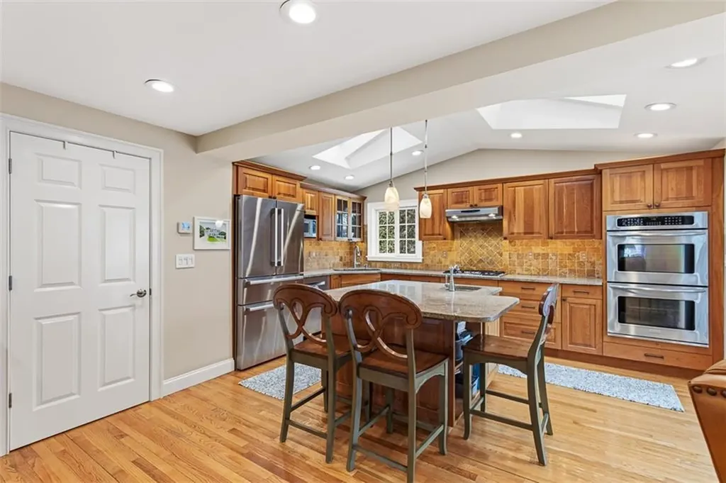 40 Weeden Avenue East Providence RI 02916