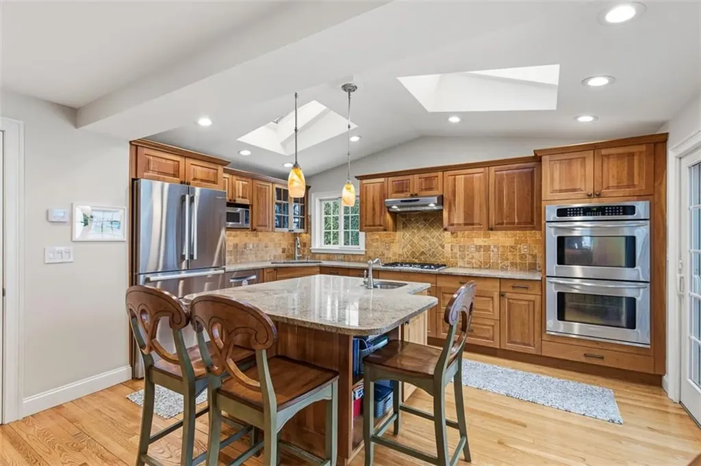 40 Weeden Avenue East Providence RI 02916