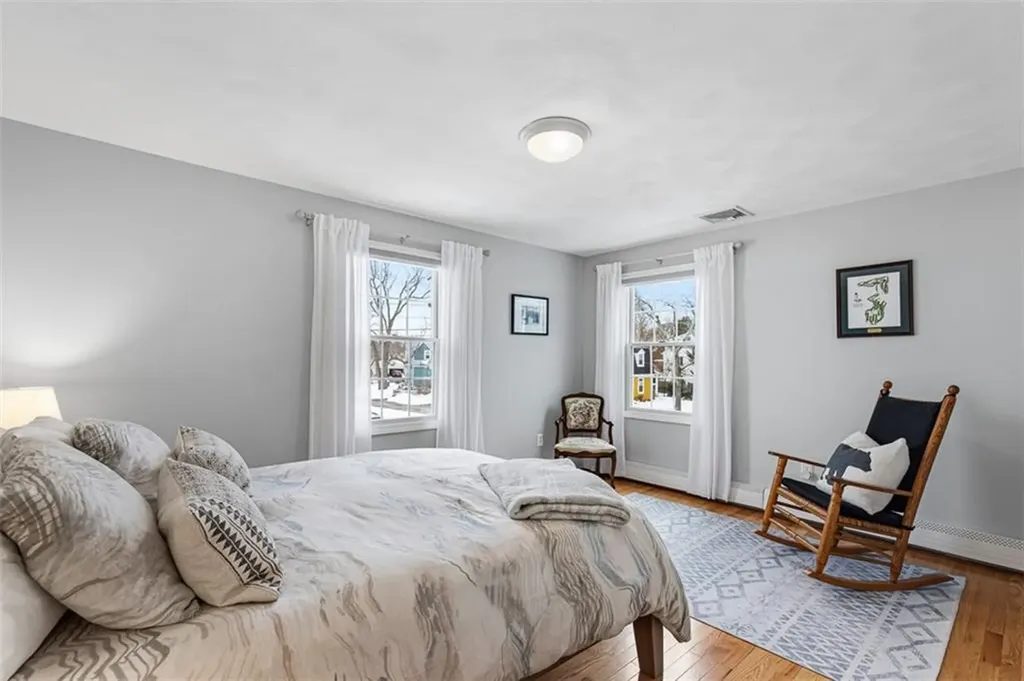 40 Weeden Avenue East Providence RI 02916