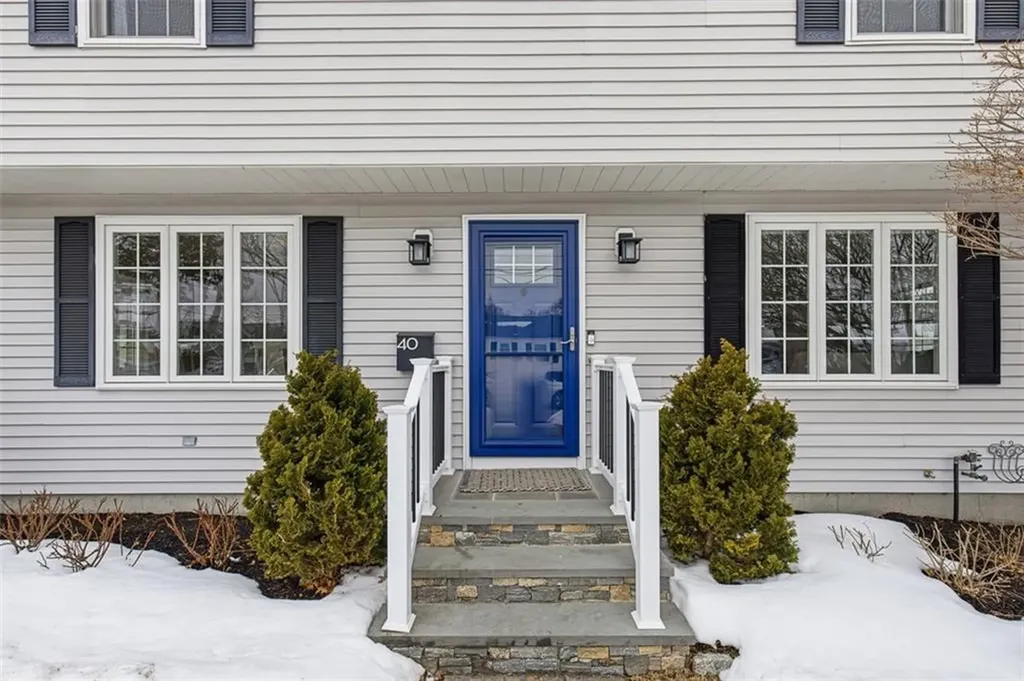 40 Weeden Avenue East Providence RI 02916