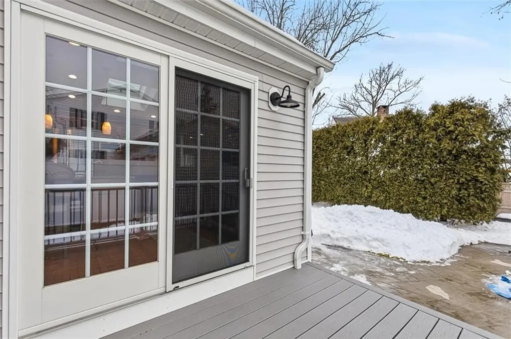 40 Weeden Avenue East Providence RI 02916