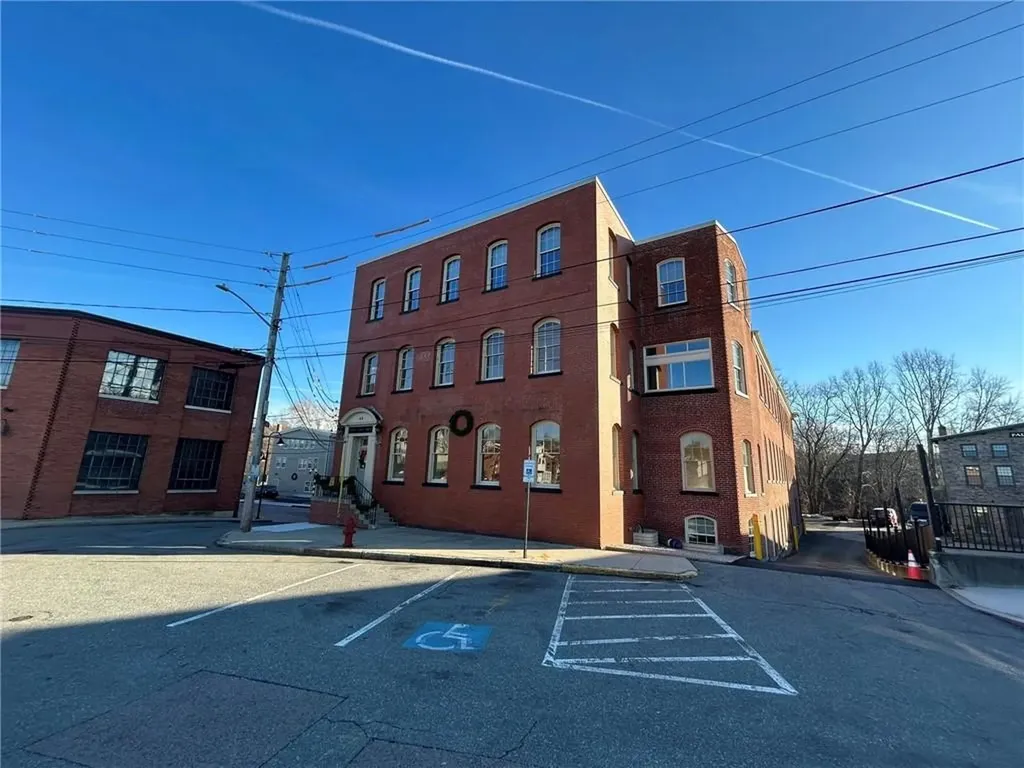 68 South Main Street Woonsocket RI 02895