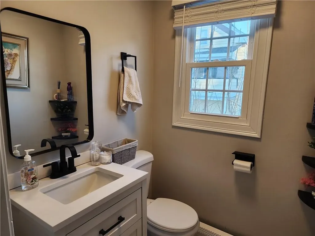 198 Sunbury Street Providence RI 02908
