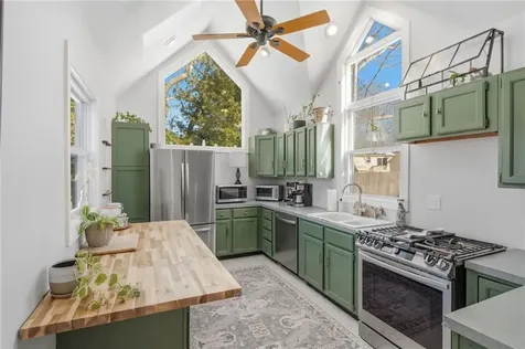 11 Heights Avenue Warwick RI 02889