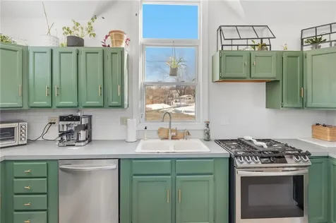 11 Heights Avenue Warwick RI 02889