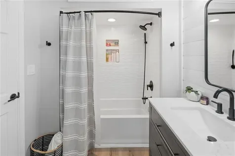 11 Heights Avenue Warwick RI 02889