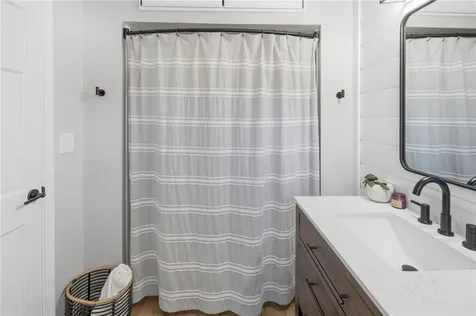 11 Heights Avenue Warwick RI 02889