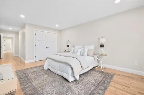 2907 Post Road Warwick RI 02886